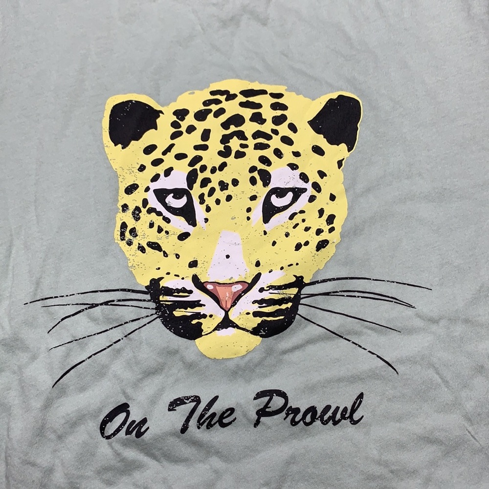WILDFOX “On The Prowl” Aqua Gray Print Tee XS - Picture 6 of 8